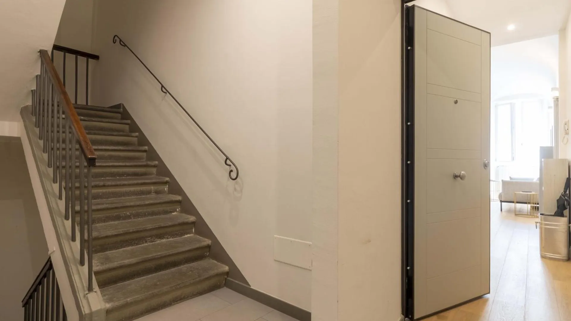 Apartment Ferienwohnung Italian Experience- Atelier La Scala Florenz
